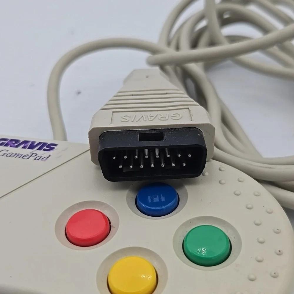 Gravis‎ PC Vintage Gamepad Video Game Controller